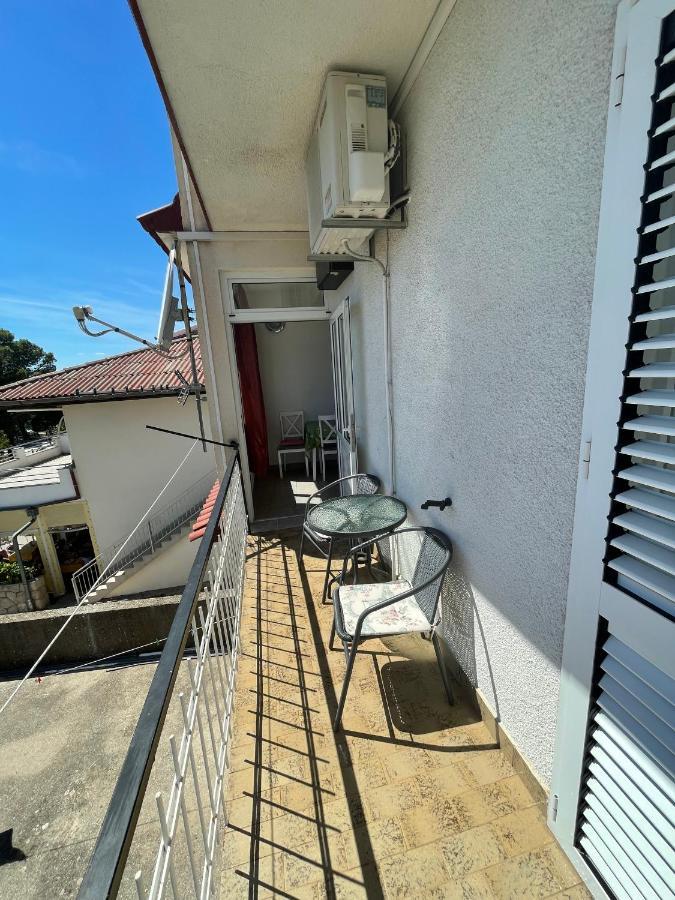 Diana Rooms&Apartments Starigrad Paklenica Exterior foto