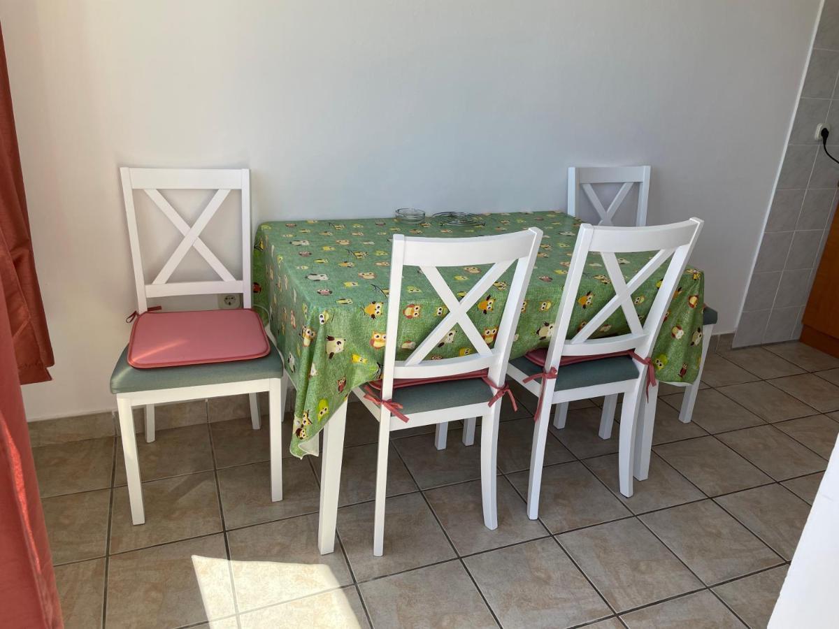 Diana Rooms&Apartments Starigrad Paklenica Exterior foto