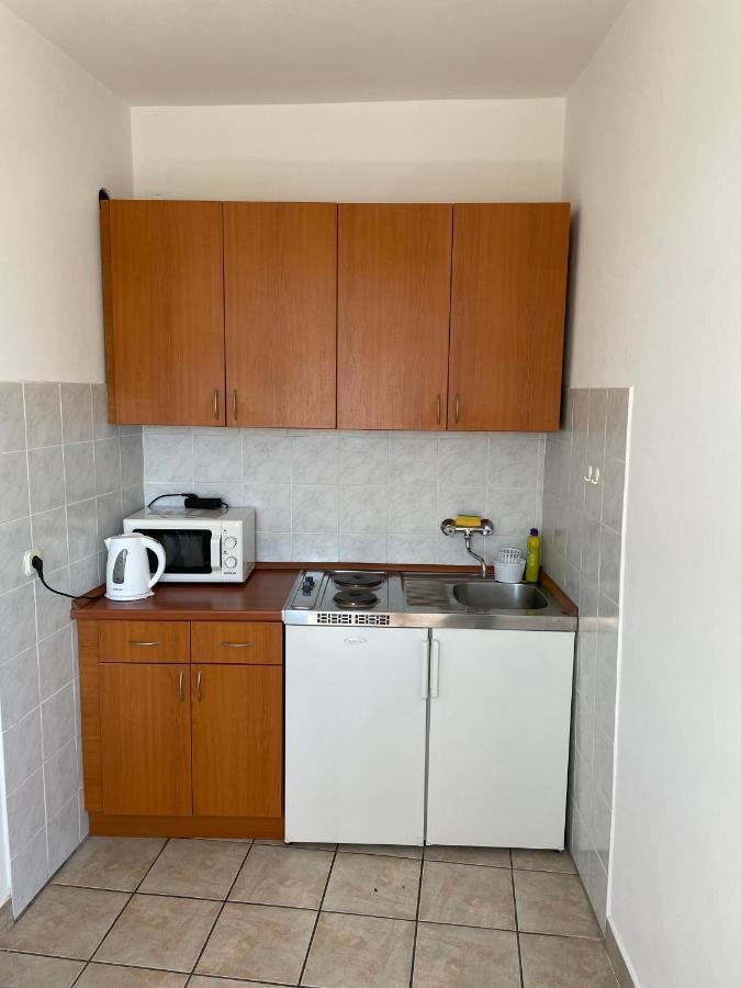 Diana Rooms&Apartments Starigrad Paklenica Exterior foto