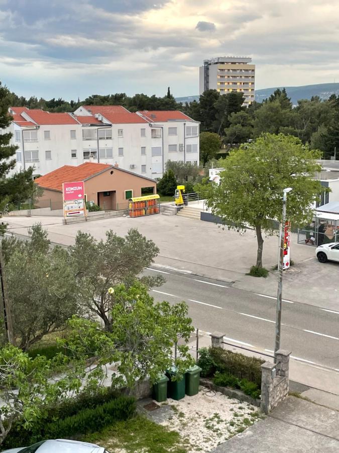 Diana Rooms&Apartments Starigrad Paklenica Exterior foto