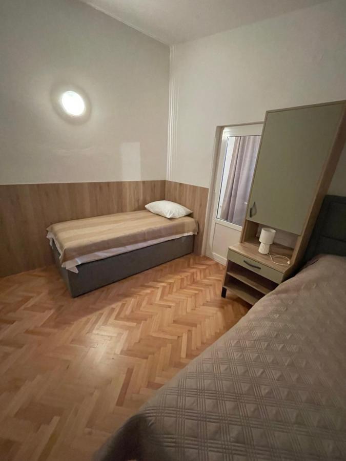 Diana Rooms&Apartments Starigrad Paklenica Exterior foto