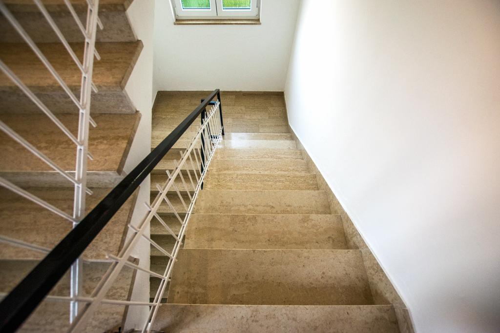 Diana Rooms&Apartments Starigrad Paklenica Exterior foto